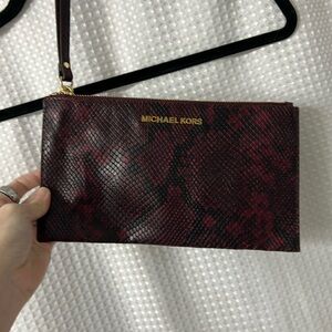 Michael Kors Wristlet